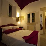 Oda ve Kahvaltı 19venti 4*