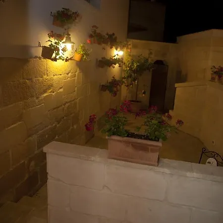 维蒂19号酒店 4* 莱切