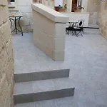 לינה וארוחת בוקר 19venti לצ'ה